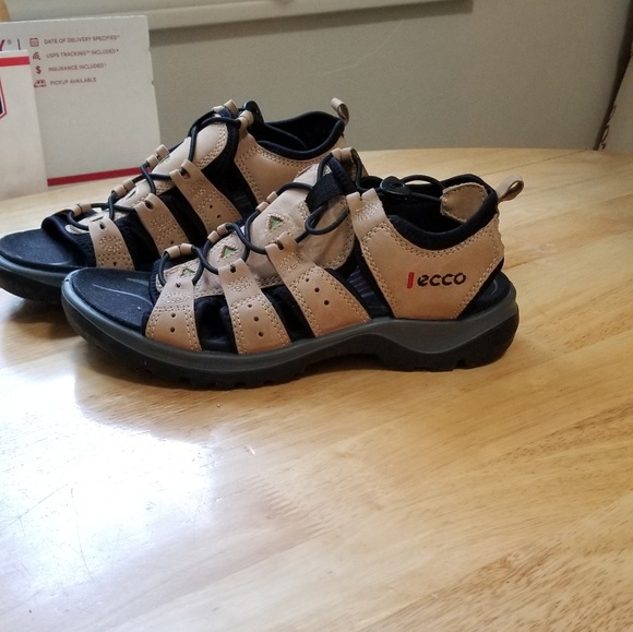 ecco soft 5 toggle sandal